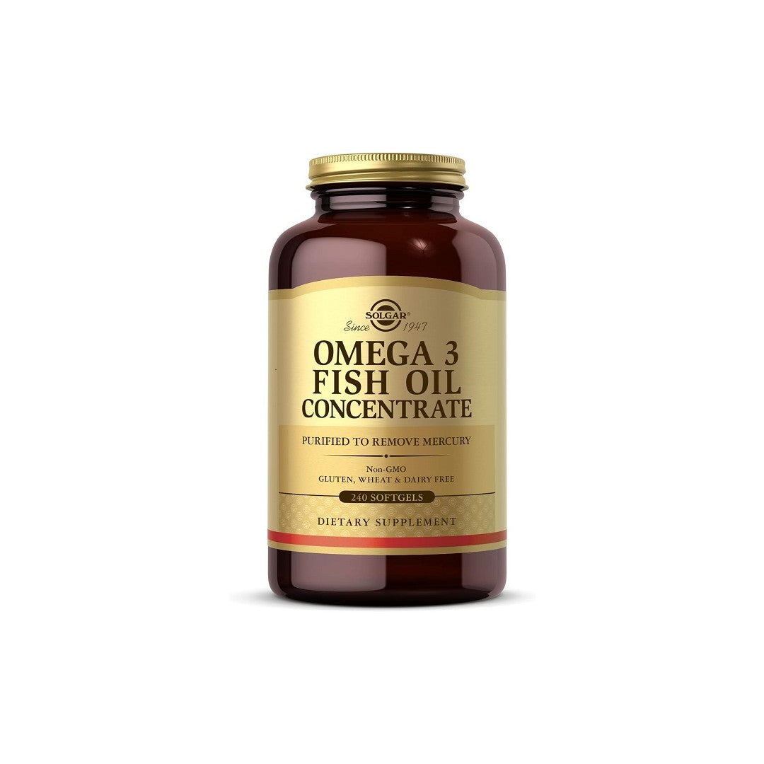 Una bottiglia di Solgar Integratore alimentare Omega-3 Fish Oil Concentrate 240 Softgels, etichettato come senza glutine e senza mercurio, su un semplice sfondo bianco.