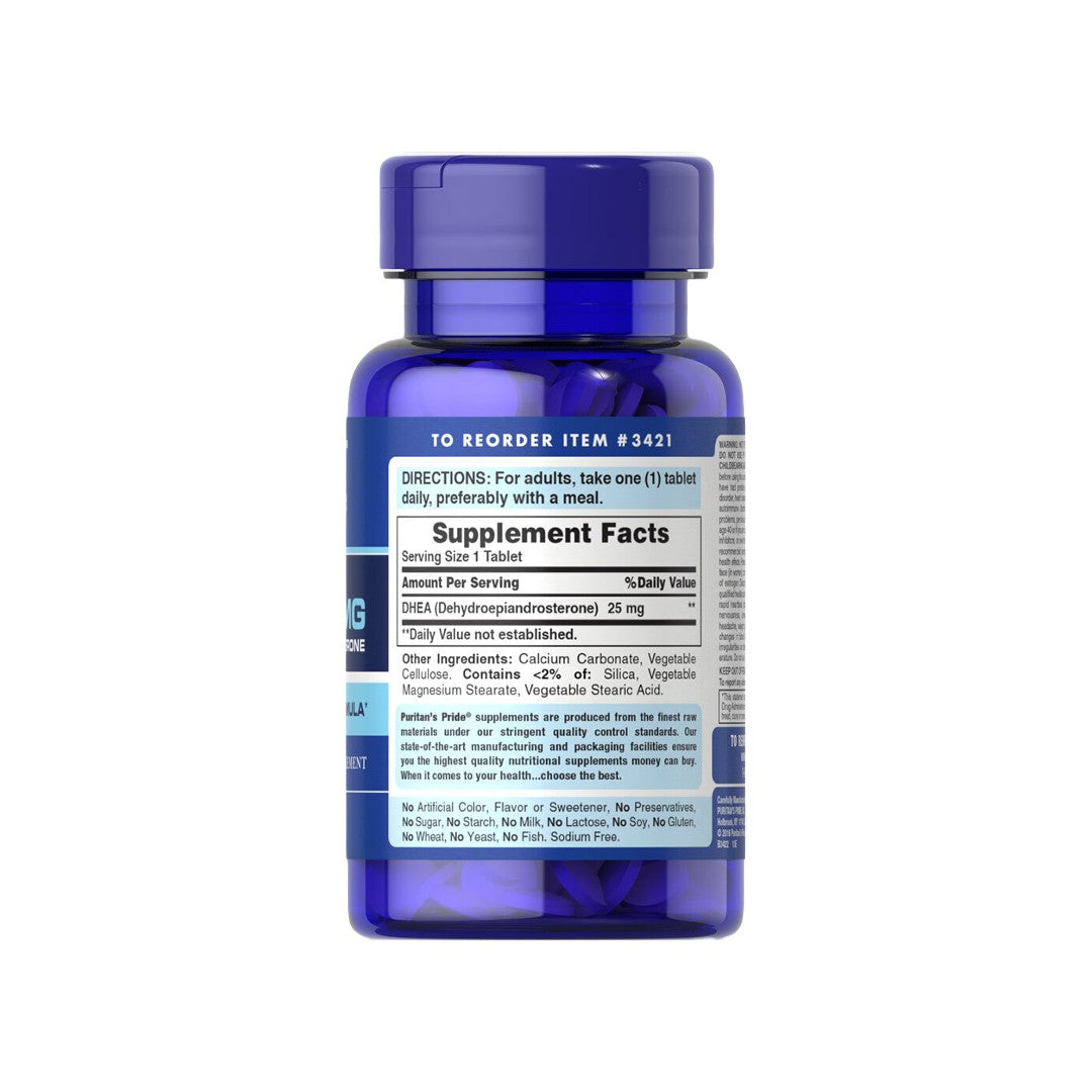 Un flacone di DHEA - 25 mg 100 compresse con etichetta blu. (Nome del marchio: Puritan's Pride)